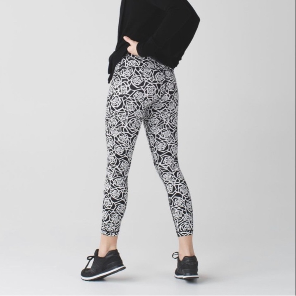 Lululemon High Times Pant Posey Print